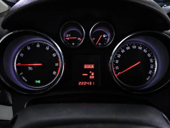 Opel Mokka I с пробегом 2014 года, цена 808 000 рублей, 222430 км, внедорожник, Автокод Объявления