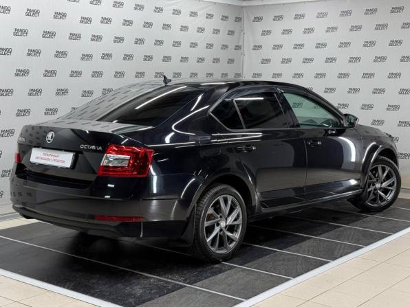Skoda Octavia III (A7) Рестайлинг с пробегом 2018 года, цена 1 445 000 рублей, 127900 км, лифтбек, Автокод Объявления