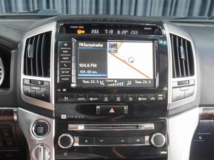 Toyota Land Cruiser 200 Series Рестайлинг 1 Тюмень  - изображение 18