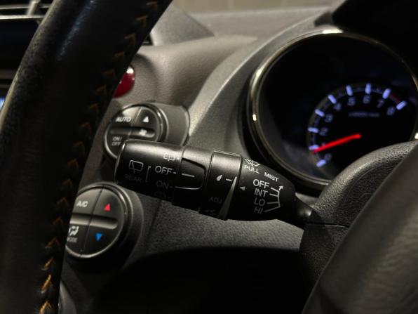 Honda Fit Shuttle I с пробегом 2012 года, цена 1 100 000 рублей, 184787 км, универсал, Автокод Объявления