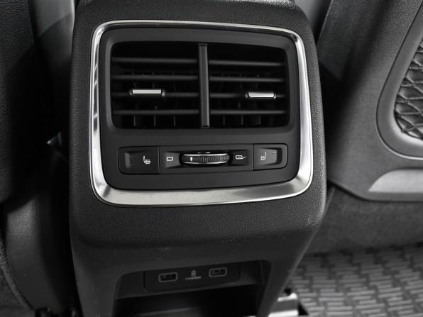 Geely Atlas Pro с пробегом 2022 года, цена 1 945 000 рублей, 80978 км, внедорожник, Автокод Объявления