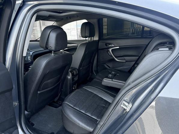 Opel Insignia I Рестайлинг с пробегом 2013 года, цена 1 040 000 рублей, 193515 км, седан, Автокод Объявления