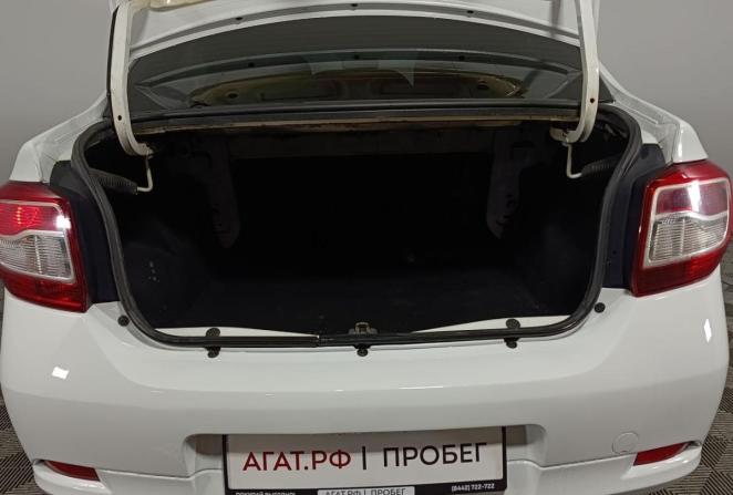 Renault Logan II с пробегом 2018 года, цена 735 000 рублей, 113628 км, седан, Автокод Объявления