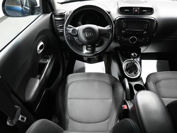 Kia Soul II Рестайлинг с пробегом 2017 года, цена 1 615 000 рублей, 60670 км, хэтчбек, Автокод Объявления