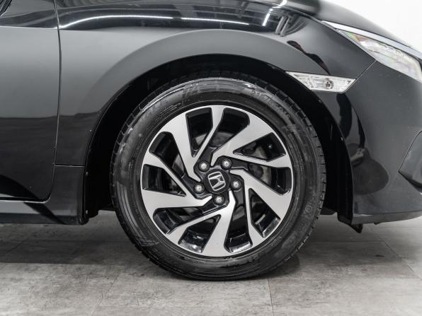 Honda Civic X с пробегом 2017 года, цена 1 800 000 рублей, 111550 км, седан, Автокод Объявления