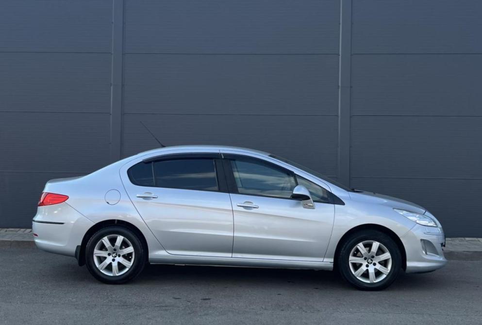 Peugeot 408 I Красноярск  - изображение 4