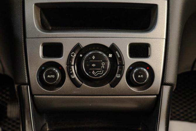 Peugeot 408 I с пробегом 2013 года, цена 659 000 рублей, 181000 км, седан, Автокод Объявления