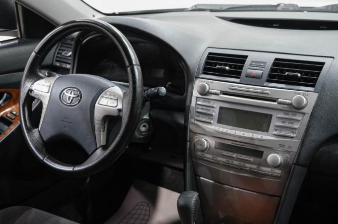 Toyota Camry VI (XV40) Рестайлинг с пробегом 2011 года, цена 1 099 000 рублей, 270000 км, седан, Автокод Объявления
