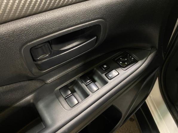 Mitsubishi Outlander III с пробегом 2012 года, цена 1 050 000 рублей, 200962 км, внедорожник, Автокод Объявления