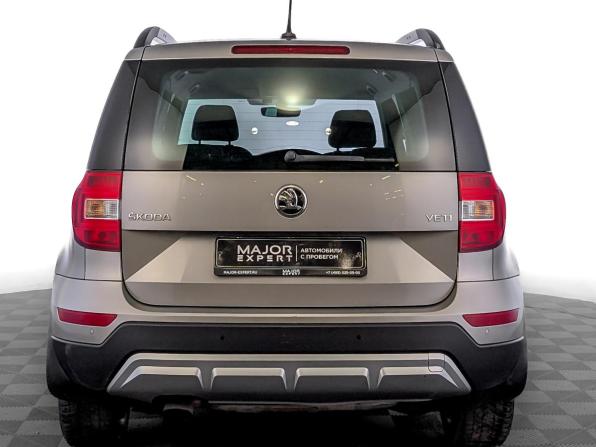 Skoda Yeti I Рестайлинг с пробегом 2017 года, цена 1 505 000 рублей, 113469 км, внедорожник, Автокод Объявления