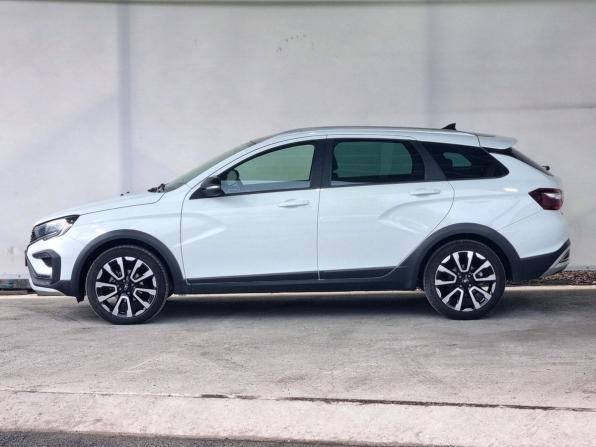 Lada (ВАЗ) Vesta I Рестайлинг (NG) с пробегом 2024 года, цена 1 660 000 рублей, 15080 км, универсал, Автокод Объявления