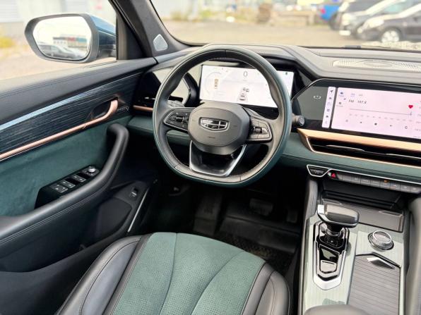Geely Monjaro I с пробегом 2023 года, цена 3 175 000 рублей, 28000 км, внедорожник, Автокод Объявления