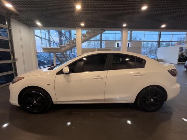 Mazda 3 II (BL) Рестайлинг с пробегом 2012 года, цена 955 000 рублей, 181376 км, седан, Автокод Объявления