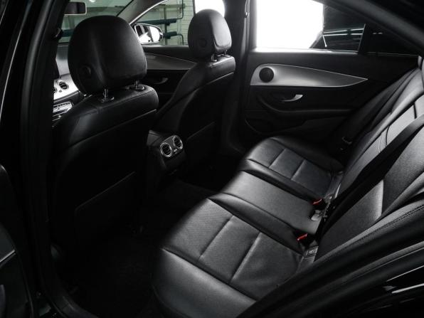 Mercedes-Benz E-Класс V (W213 S213 C238) с пробегом 2018 года, цена 2 899 000 рублей, 129405 км, седан, Автокод Объявления