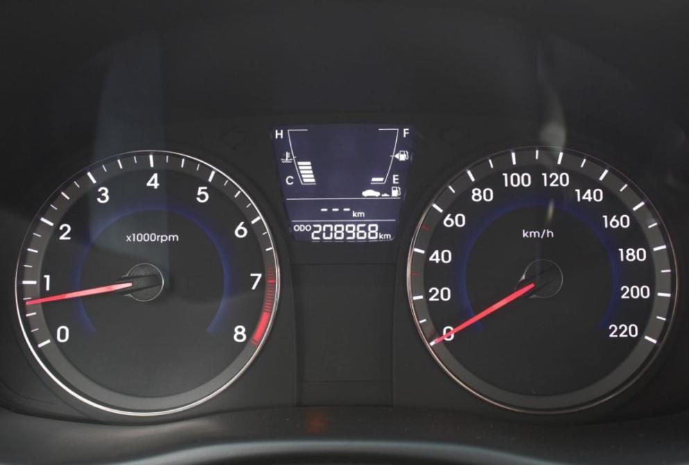 Hyundai Solaris I Нижний Новгород  - изображение 11