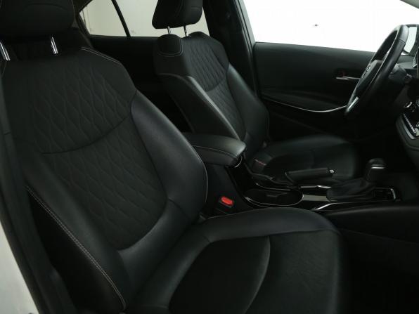 Toyota Corolla XII (E210) с пробегом 2019 года, цена 1 749 000 рублей, 130000 км, седан, Автокод Объявления