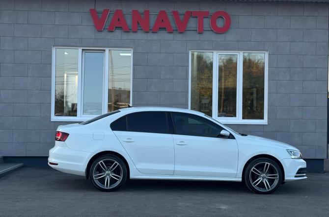 Volkswagen Jetta VI Рестайлинг с пробегом 2016 года, цена 1 250 000 рублей, 205220 км, седан, Автокод Объявления