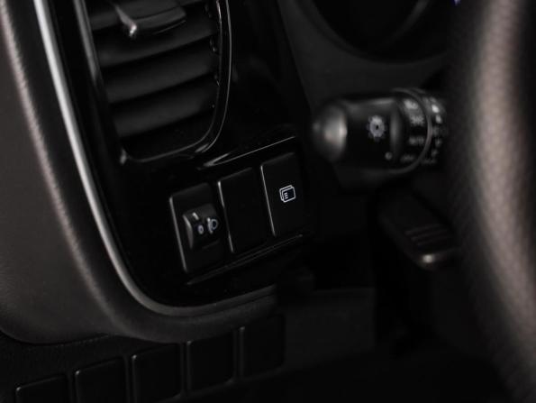 Mitsubishi Outlander III Рестайлинг 3 с пробегом 2019 года, цена 2 049 000 рублей, 102785 км, внедорожник, Автокод Объявления