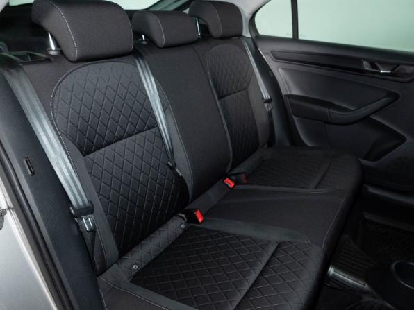 Skoda Rapid II с пробегом 2021 года, цена 1 447 000 рублей, 143000 км, лифтбек, Автокод Объявления