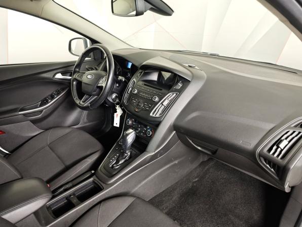 Ford Focus III Рестайлинг с пробегом 2015 года, цена 947 000 рублей, 104413 км, хэтчбек, Автокод Объявления