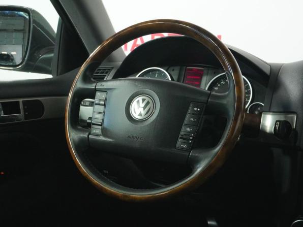 Volkswagen Touareg I Рестайлинг с пробегом 2008 года, цена 874 000 рублей, 253106 км, внедорожник, Автокод Объявления