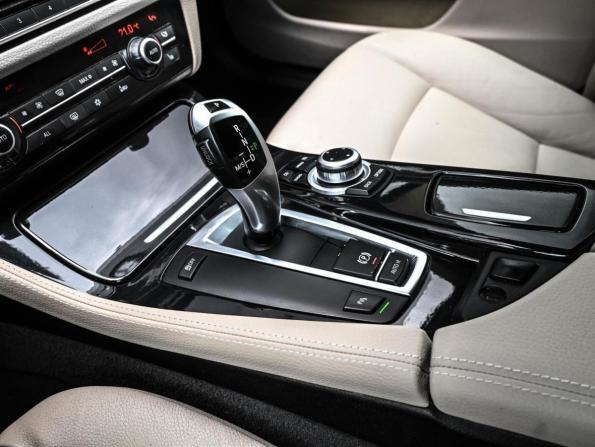 BMW 5 серии VI (F10/F11/F07) с пробегом 2010 года, цена 1 725 000 рублей, 200681 км, седан, Автокод Объявления