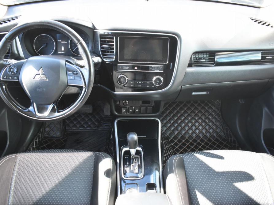 Mitsubishi Outlander III Рестайлинг 3 Архангельск  - изображение 12