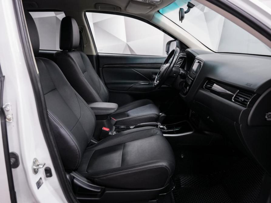 Mitsubishi Outlander III Рестайлинг 2 Ульяновск  - изображение 12