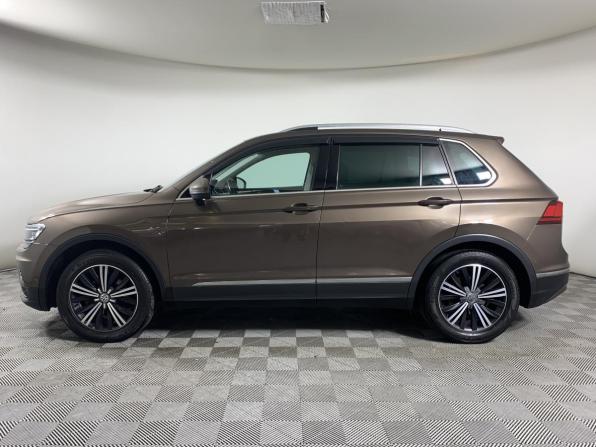 Volkswagen Tiguan II с пробегом 2017 года, цена 2 067 000 рублей, 198666 км, внедорожник, Автокод Объявления