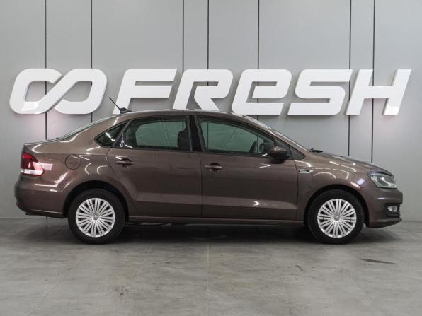 Volkswagen Polo V Рестайлинг с пробегом 2019 года, цена 1 249 000 рублей, 159028 км, седан, Автокод Объявления