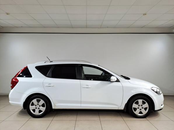 Kia Ceed I Рестайлинг с пробегом 2011 года, цена 690 000 рублей, 287644 км, универсал, Автокод Объявления