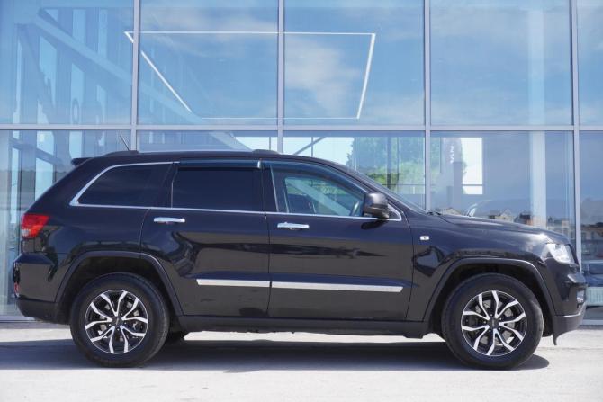 Jeep Grand Cherokee IV (WK2) с пробегом 2012 года, цена 1 879 000 рублей, 285955 км, внедорожник, Автокод Объявления