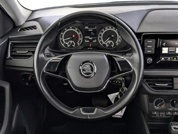 Skoda Rapid II с пробегом 2021 года, цена 1 190 000 рублей, 183857 км, лифтбек, Автокод Объявления