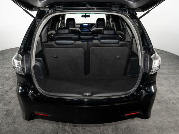 Toyota Wish II Рестайлинг с пробегом 2016 года, цена 1 600 000 рублей, 94949 км, минивэн, Автокод Объявления