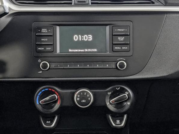 Kia Rio IV Рестайлинг с пробегом 2021 года, цена 1 665 000 рублей, 49961 км, седан, Автокод Объявления