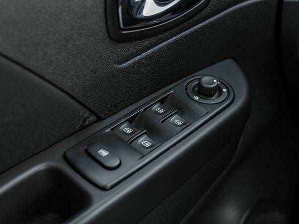 Renault Kaptur I с пробегом 2018 года, цена 1 260 000 рублей, 101414 км, внедорожник, Автокод Объявления
