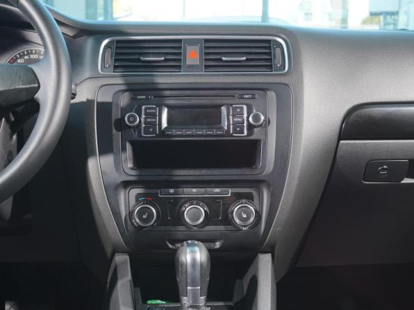 Volkswagen Jetta VI с пробегом 2011 года, цена 668 000 рублей, 210363 км, седан, Автокод Объявления