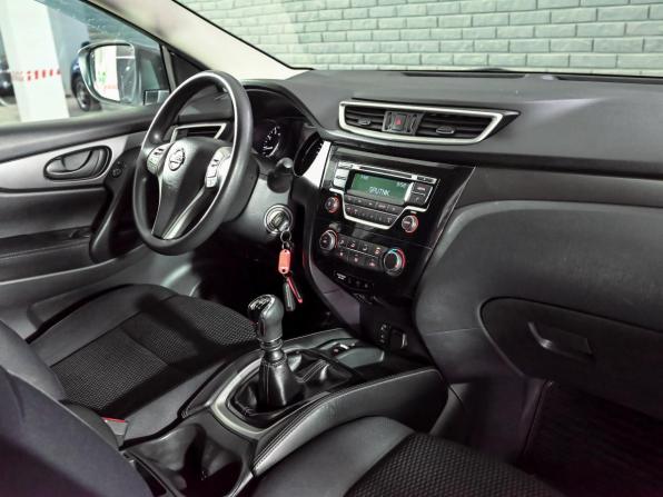 Nissan Qashqai II с пробегом 2015 года, цена 1 350 000 рублей, 79171 км, внедорожник, Автокод Объявления