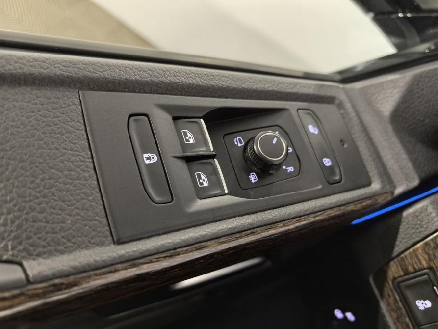 Volkswagen Multivan T6 Рестайлинг Санкт-Петербург  - изображение 34