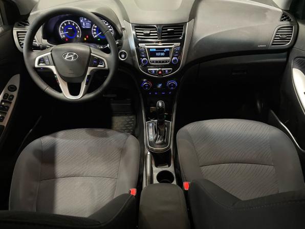 Hyundai Solaris I Рестайлинг с пробегом 2016 года, цена 1 040 000 рублей, 173625 км, седан, Автокод Объявления