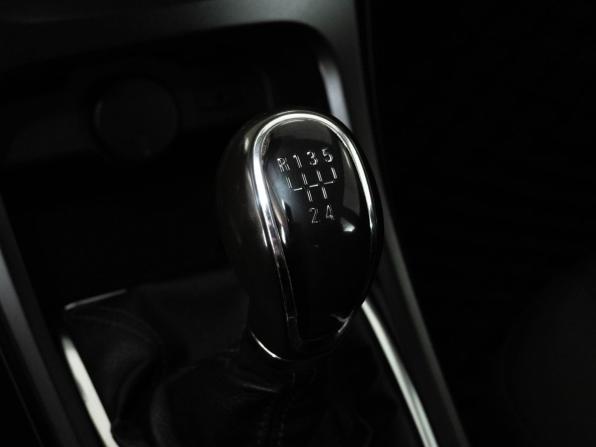 Opel Astra J Рестайлинг с пробегом 2014 года, цена 630 000 рублей, 185000 км, хэтчбек, Автокод Объявления