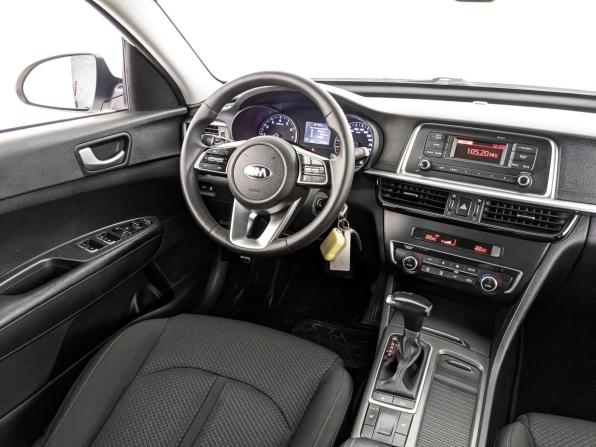 Kia Optima IV Рестайлинг с пробегом 2018 года, цена 1 590 000 рублей, 171095 км, седан, Автокод Объявления