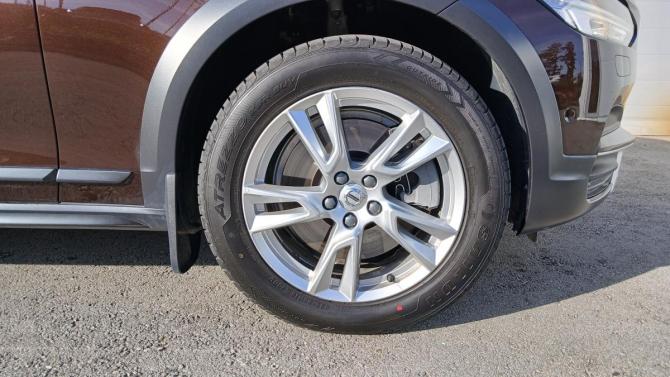 Volvo V90 Cross Country I с пробегом 2017 года, цена 3 334 000 рублей, 92740 км, универсал, Автокод Объявления