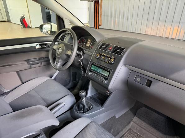 Volkswagen Touran I Рестайлинг 2 с пробегом 2011 года, цена 1 099 900 рублей, 168000 км, компактвэн, Автокод Объявления