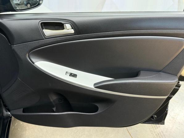 Hyundai Solaris I с пробегом 2011 года, цена 699 000 рублей, 244571 км, седан, Автокод Объявления