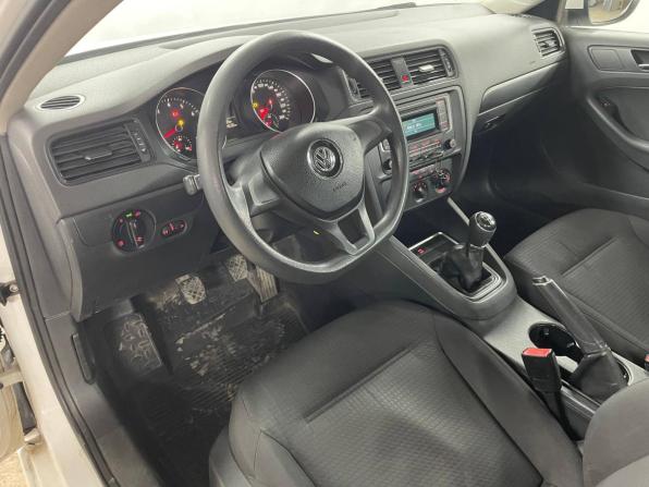 Volkswagen Jetta VI Рестайлинг с пробегом 2015 года, цена 619 000 рублей, 204000 км, седан, Автокод Объявления