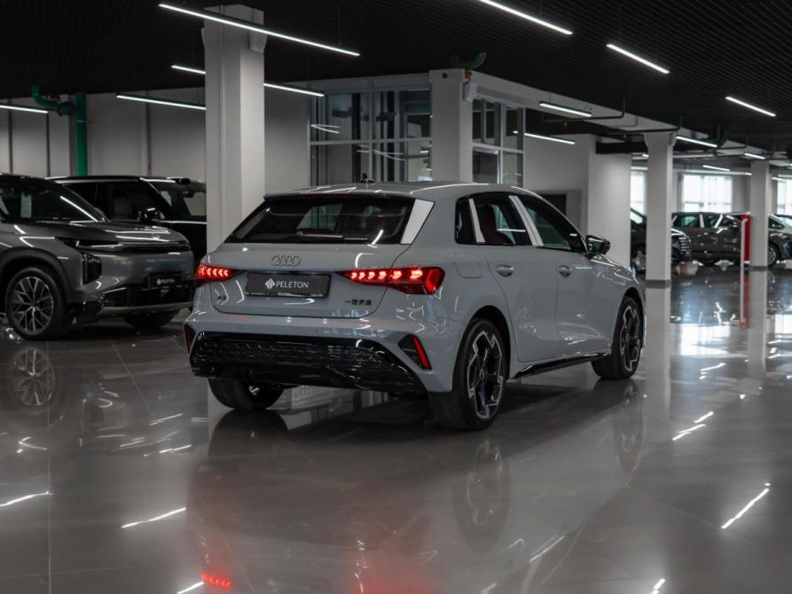 Audi A3 IV (8Y) Рестайлинг Москва  - изображение 4