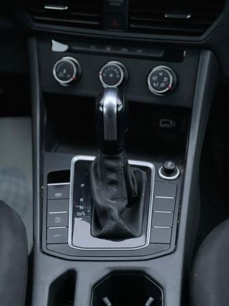 Volkswagen Jetta VII с пробегом 2019 года, цена 2 060 000 рублей, 89500 км, седан, Автокод Объявления