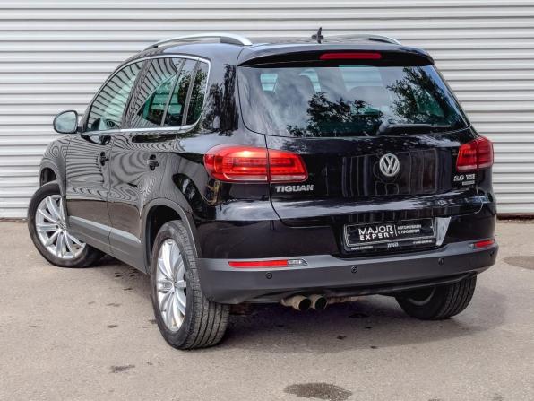 Volkswagen Tiguan I Рестайлинг с пробегом 2015 года, цена 1 795 000 рублей, 92076 км, внедорожник, Автокод Объявления