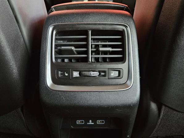 Geely Atlas Pro с пробегом 2023 года, цена 2 045 000 рублей, 87590 км, внедорожник, Автокод Объявления